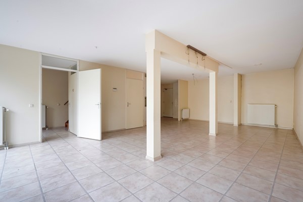 Medium property photo - Marga Klompéstraat 9, 2552 HL Den Haag